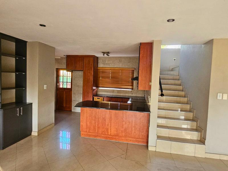To Let 3 Bedroom Property for Rent in Glen Marais Gauteng