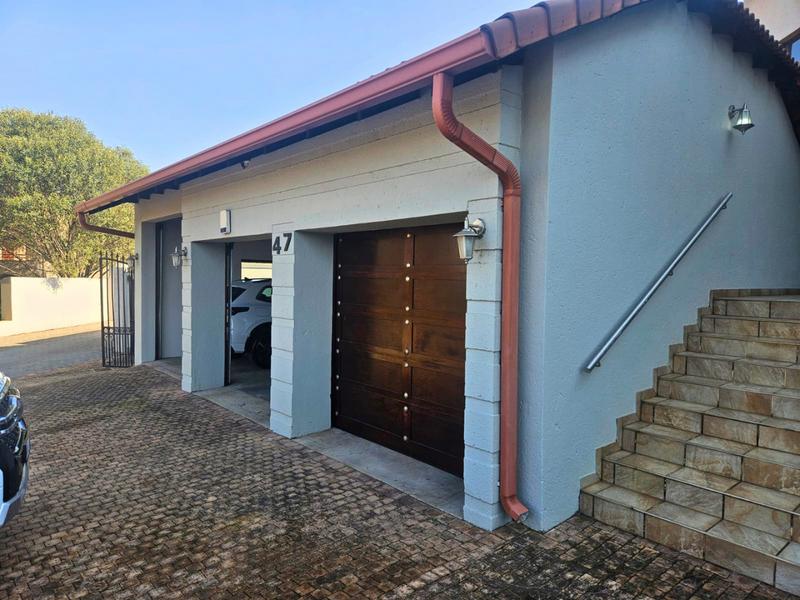 4 Bedroom Property for Sale in Rietvlei Ridge Country Estate Gauteng