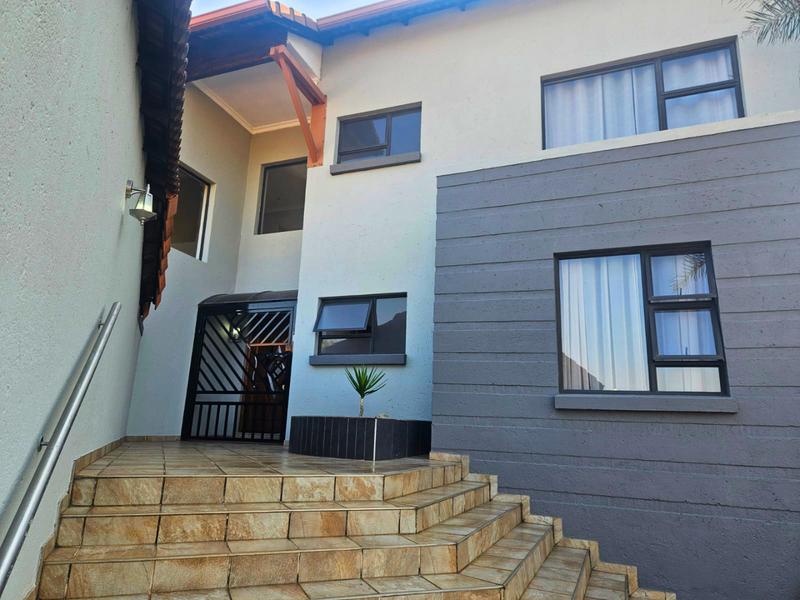 4 Bedroom Property for Sale in Rietvlei Ridge Country Estate Gauteng