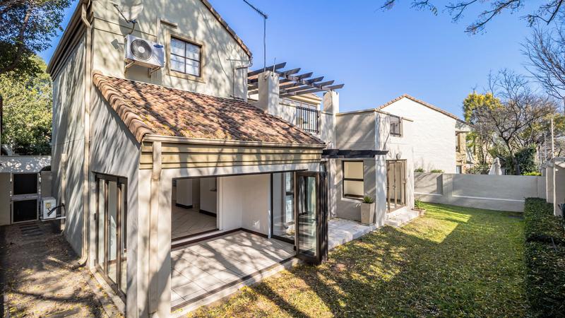 3 Bedroom Property for Sale in Lonehill Gauteng