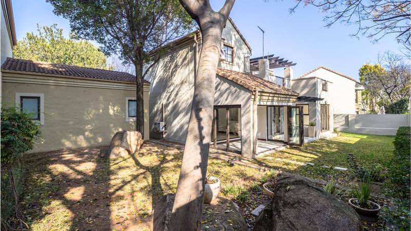 3 Bedroom Property for Sale in Lonehill Gauteng