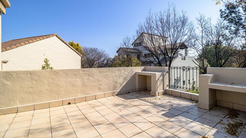 3 Bedroom Property for Sale in Lonehill Gauteng
