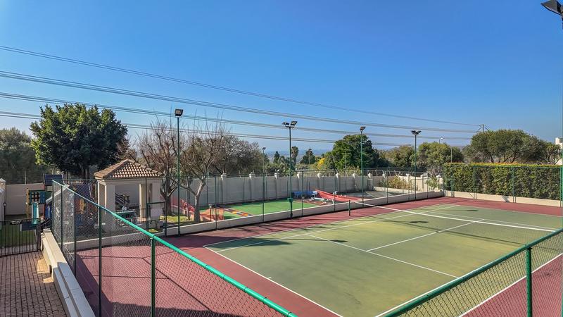 3 Bedroom Property for Sale in Lonehill Gauteng