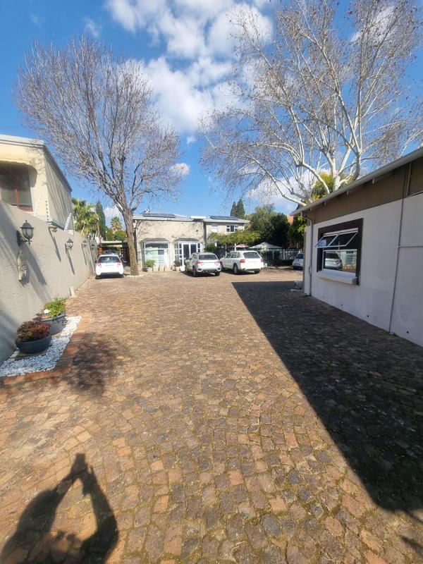 To Let Commercial Property for Rent in Bedfordview Gauteng