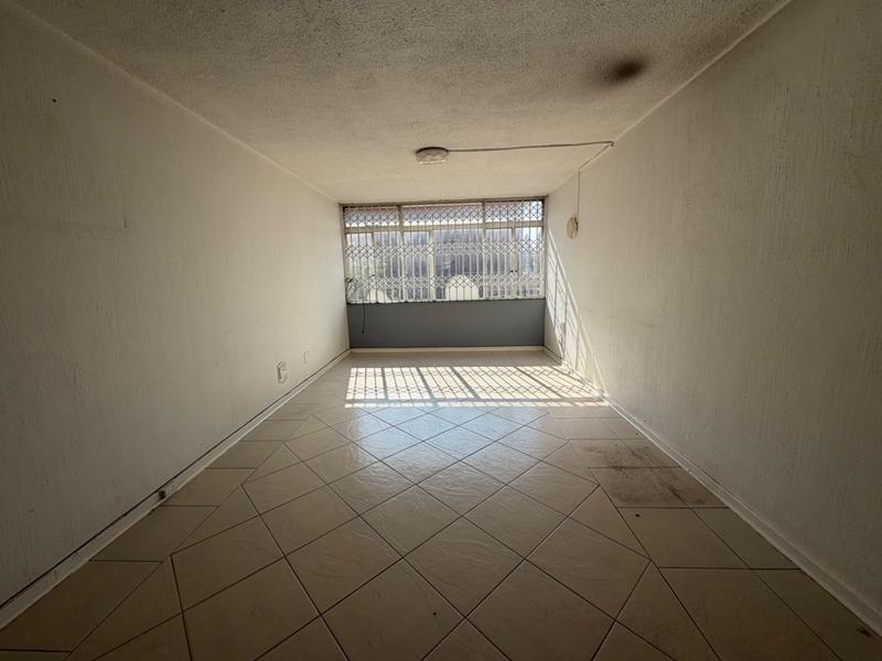 To Let 2 Bedroom Property for Rent in Erasmia Gauteng