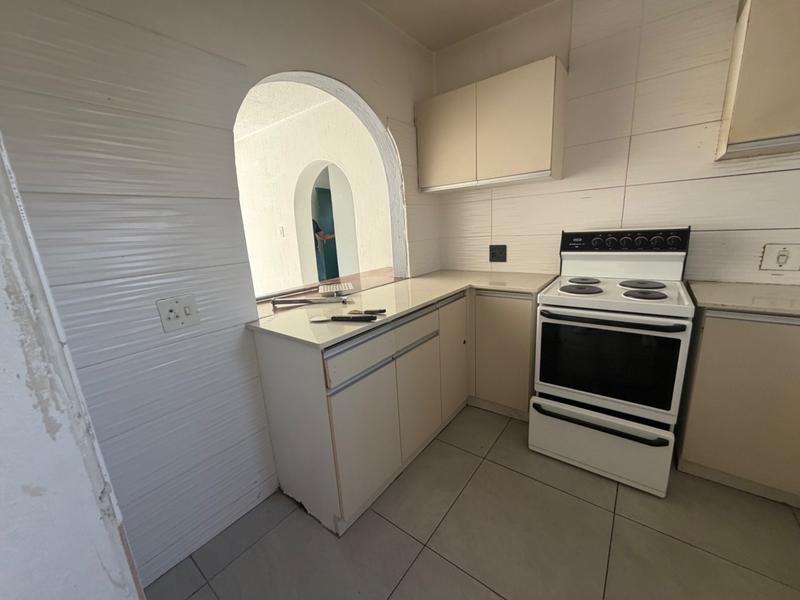 To Let 2 Bedroom Property for Rent in Erasmia Gauteng