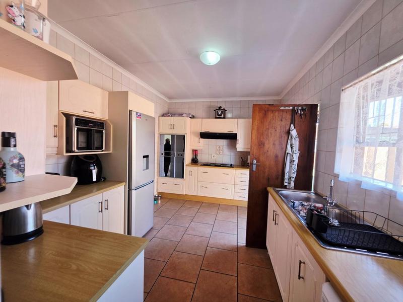 3 Bedroom Property for Sale in Elspark Gauteng