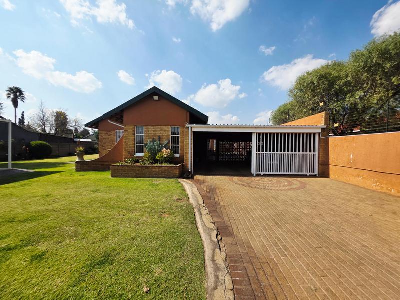 3 Bedroom Property for Sale in Elspark Gauteng