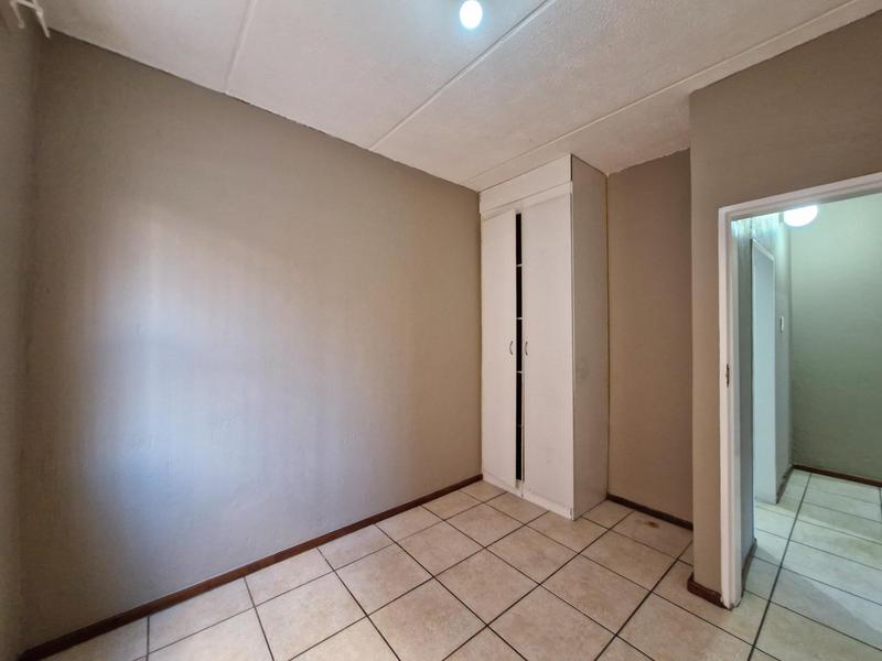 2 Bedroom Property for Sale in Kempton Park Central Gauteng