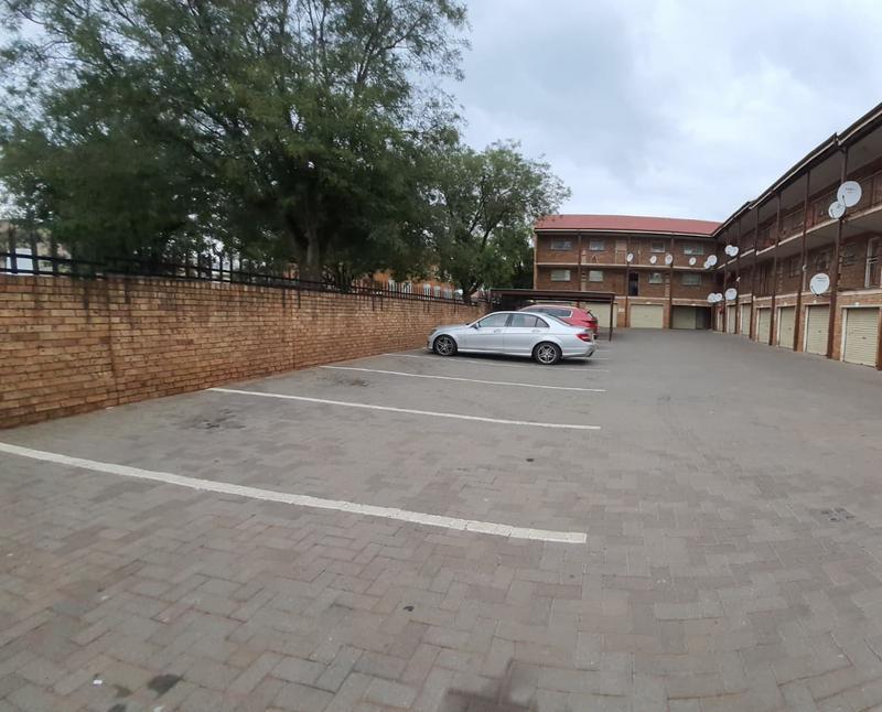 2 Bedroom Property for Sale in Kempton Park Central Gauteng