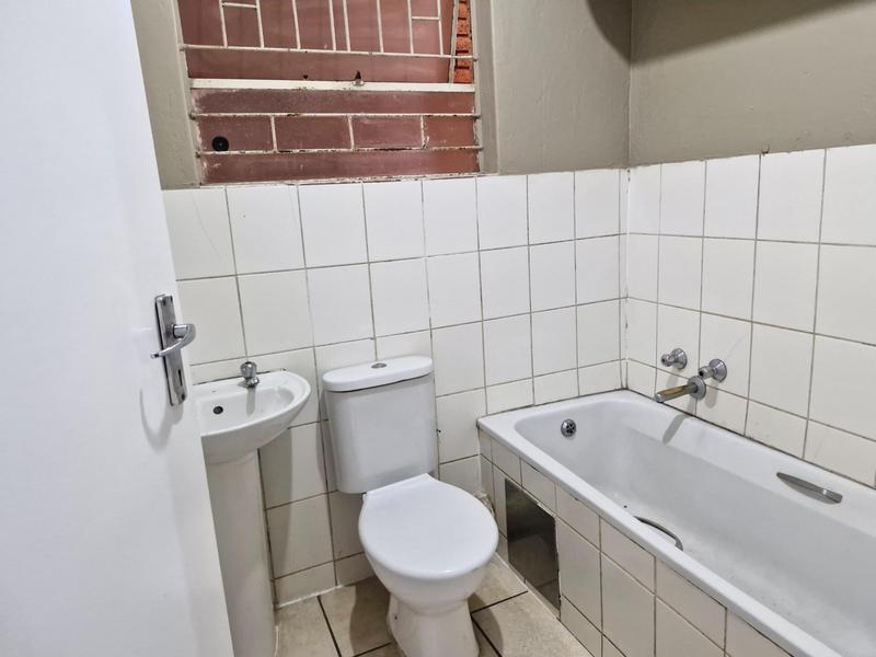 2 Bedroom Property for Sale in Kempton Park Central Gauteng