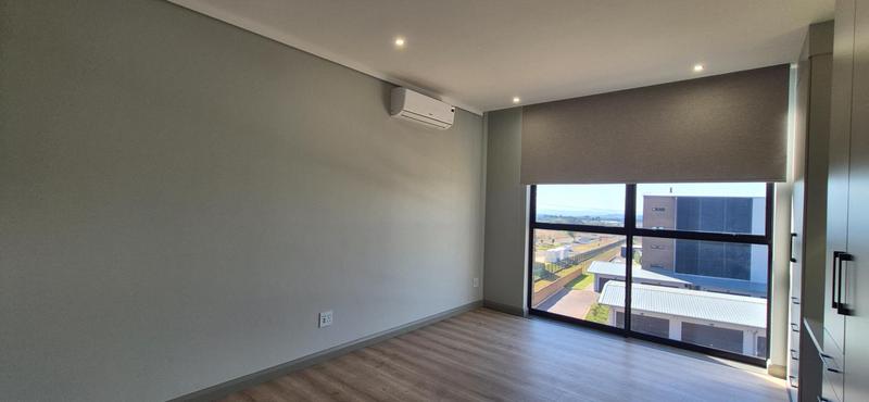 To Let 3 Bedroom Property for Rent in Midfield Estate Gauteng