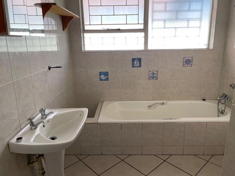 2 Bedroom Property for Sale in Vanderbijlpark CW 3 Gauteng