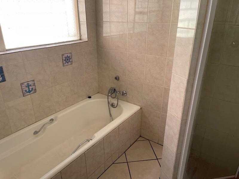 2 Bedroom Property for Sale in Vanderbijlpark CW 3 Gauteng