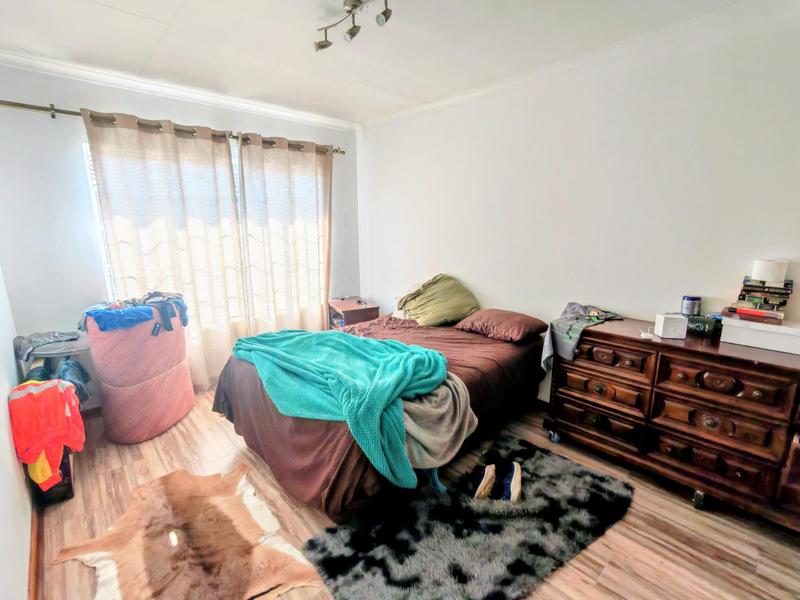 2 Bedroom Property for Sale in Highveld Gauteng