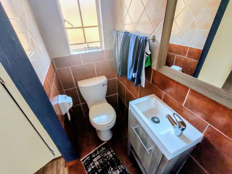 2 Bedroom Property for Sale in Highveld Gauteng