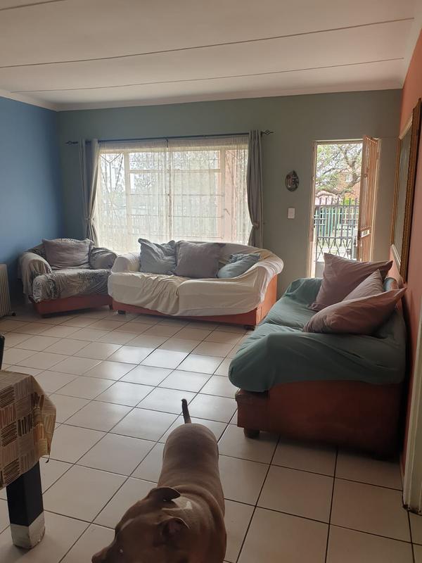 2 Bedroom Property for Sale in South Hills Gauteng