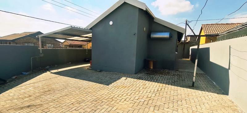3 Bedroom Property for Sale in Ebony Park Gauteng