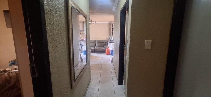 3 Bedroom Property for Sale in Ebony Park Gauteng