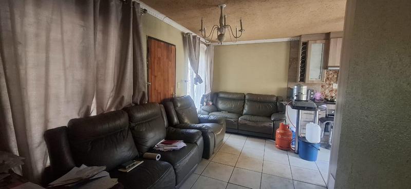 3 Bedroom Property for Sale in Ebony Park Gauteng