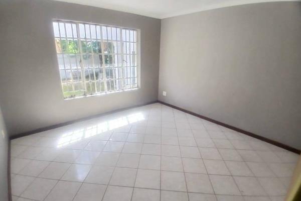 2 Bedroom Property for Sale in Theresa Park Gauteng