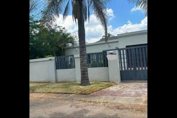 2 Bedroom Property for Sale in Theresa Park Gauteng