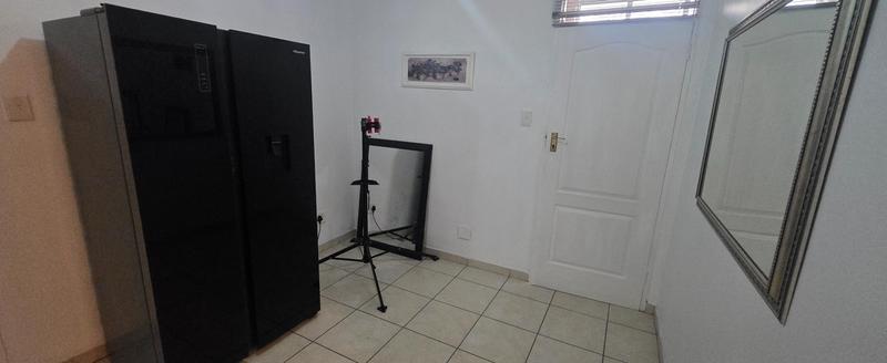 1 Bedroom Property for Sale in Bedford Gardens Gauteng