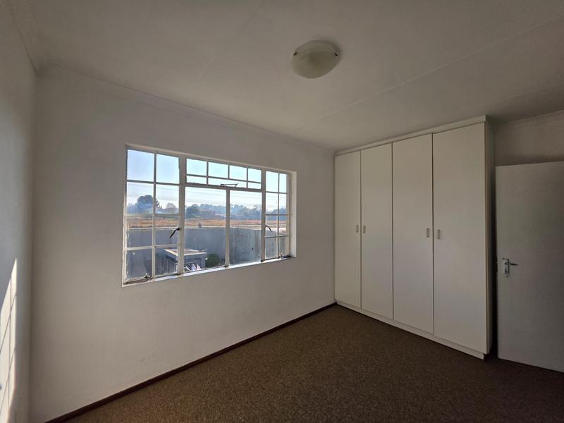 2 Bedroom Property for Sale in Edleen Gauteng