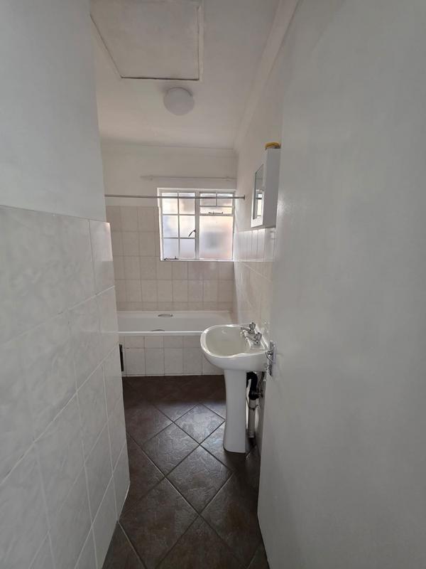 2 Bedroom Property for Sale in Edleen Gauteng