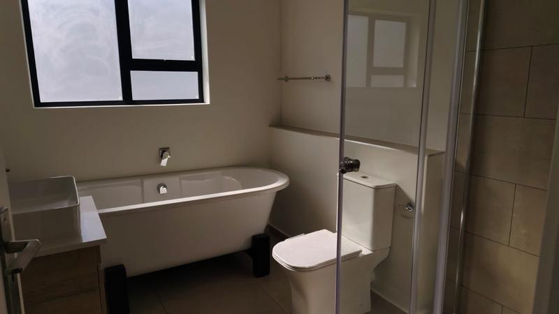 To Let 3 Bedroom Property for Rent in North Riding Gauteng