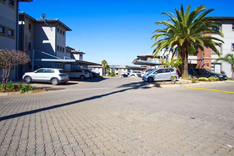 2 Bedroom Property for Sale in Victory Park Gauteng