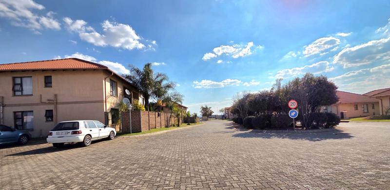 3 Bedroom Property for Sale in Parkrand Gauteng
