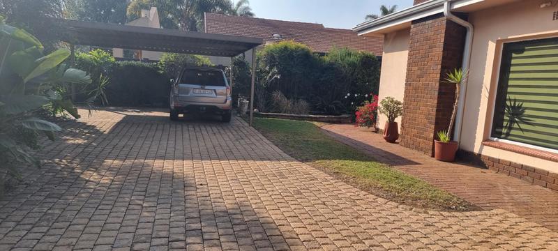 5 Bedroom Property for Sale in Wierda Park Gauteng