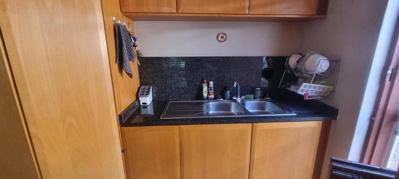 5 Bedroom Property for Sale in Wierda Park Gauteng