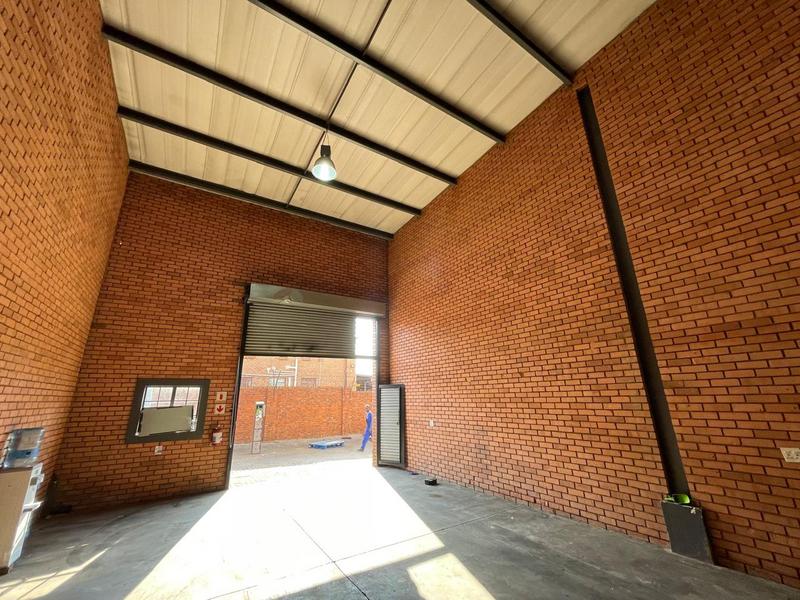 To Let Commercial Property for Rent in Hennopspark Gauteng