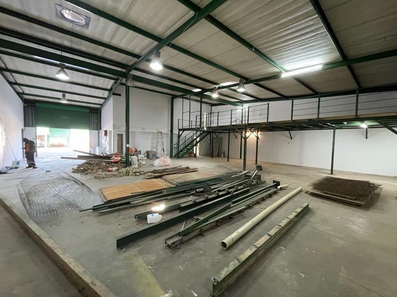 To Let Commercial Property for Rent in Rooihuiskraal Gauteng
