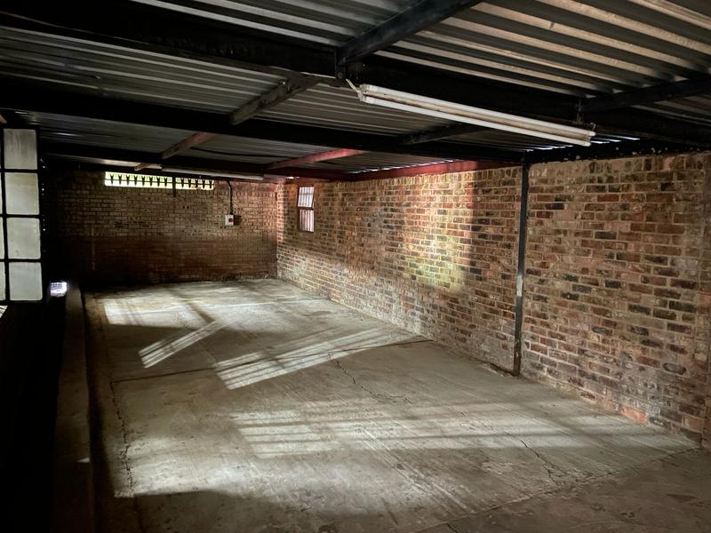 To Let Commercial Property for Rent in Rooihuiskraal Gauteng