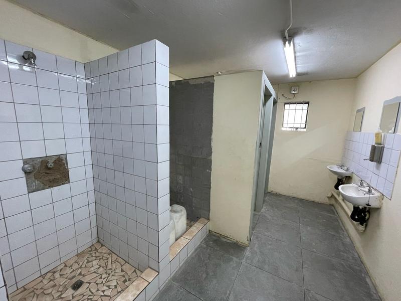 To Let Commercial Property for Rent in Rooihuiskraal Gauteng