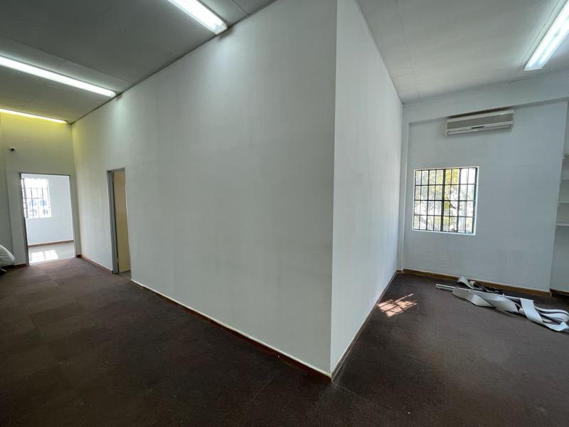 To Let Commercial Property for Rent in Rooihuiskraal Gauteng