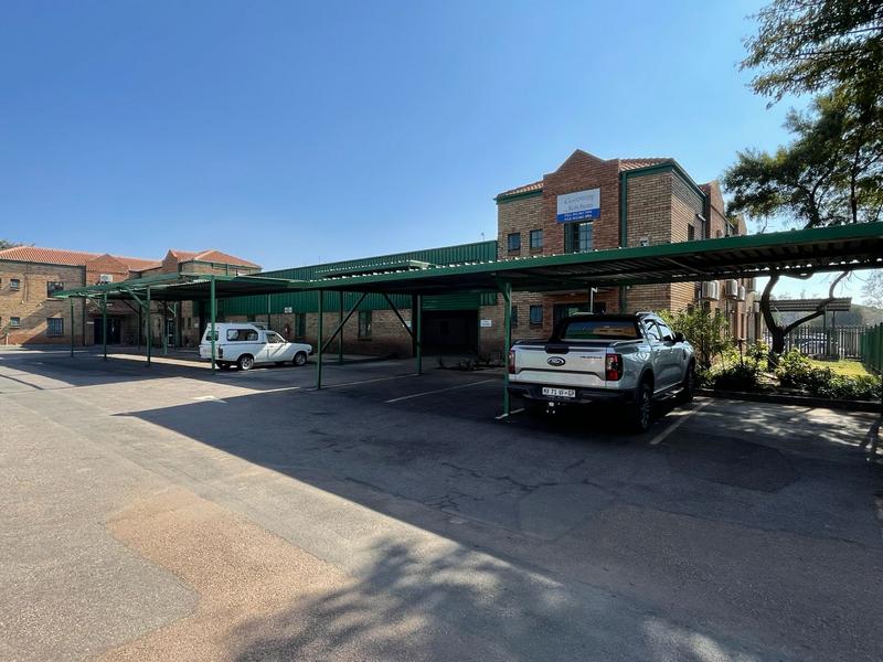 To Let Commercial Property for Rent in Rooihuiskraal Gauteng