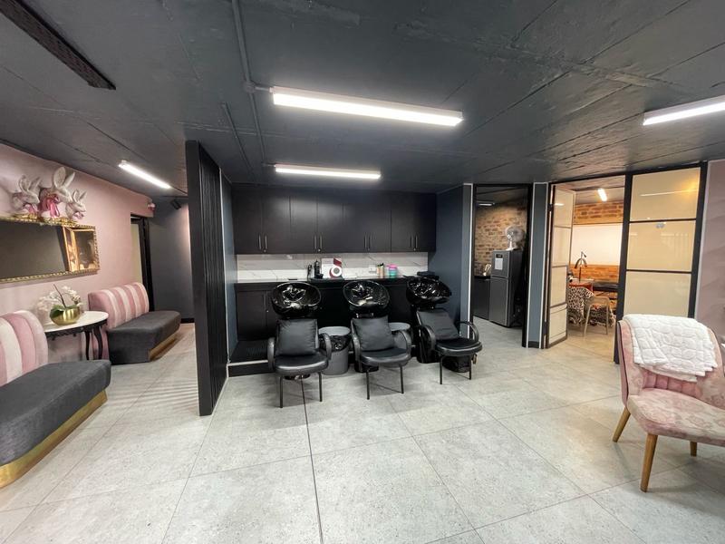 To Let Commercial Property for Rent in Zwartkop Gauteng
