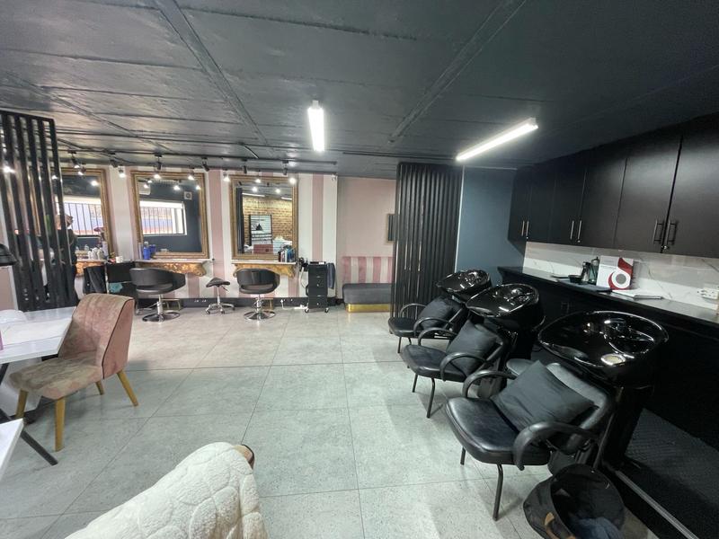 To Let Commercial Property for Rent in Zwartkop Gauteng
