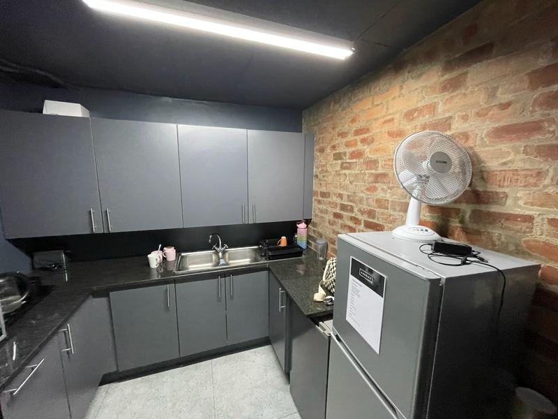 To Let Commercial Property for Rent in Zwartkop Gauteng