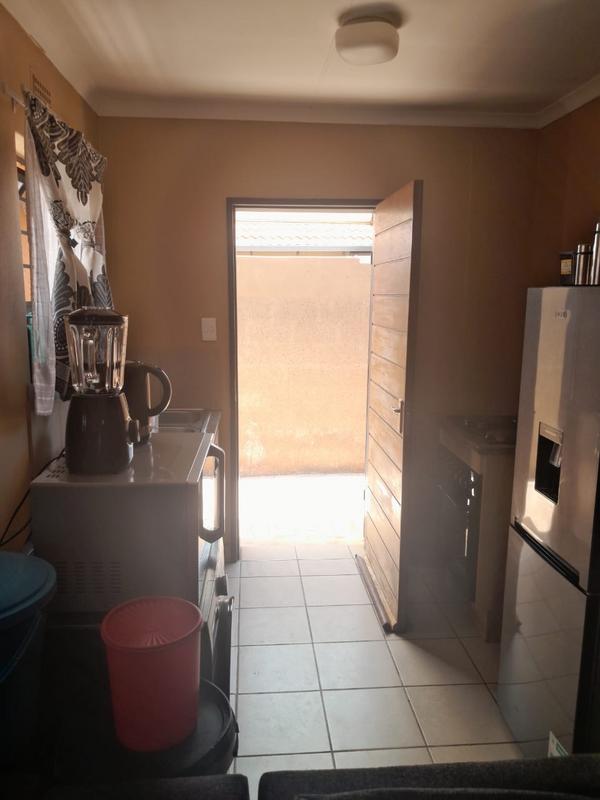 To Let 2 Bedroom Property for Rent in Protea Glen Gauteng