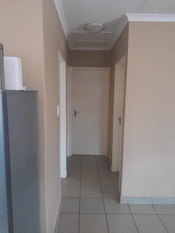 To Let 2 Bedroom Property for Rent in Protea Glen Gauteng