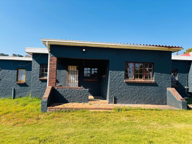 To Let 1 Bedroom Property for Rent in Florida Gauteng