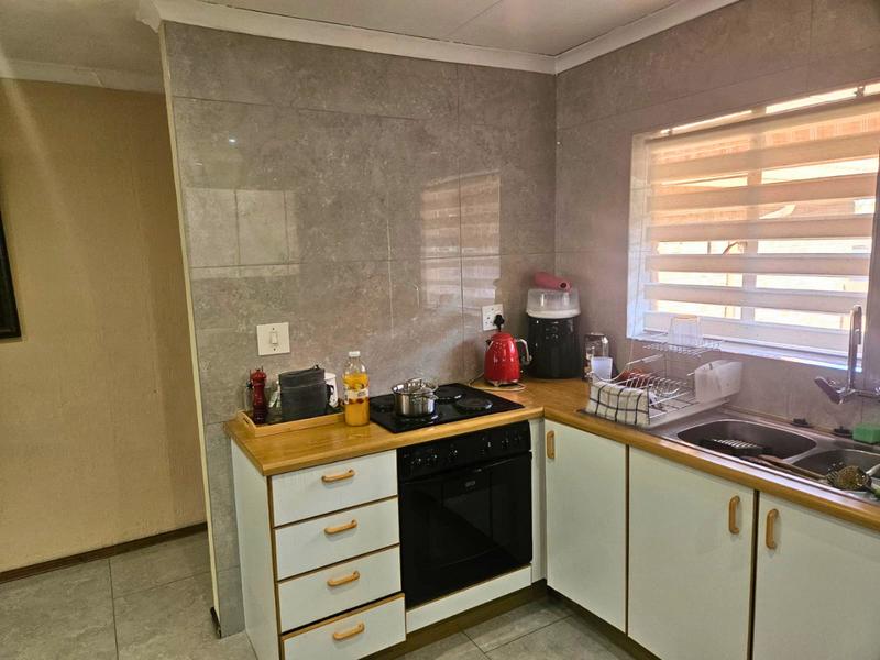 2 Bedroom Property for Sale in Terenure Gauteng