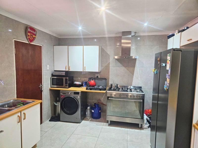2 Bedroom Property for Sale in Terenure Gauteng