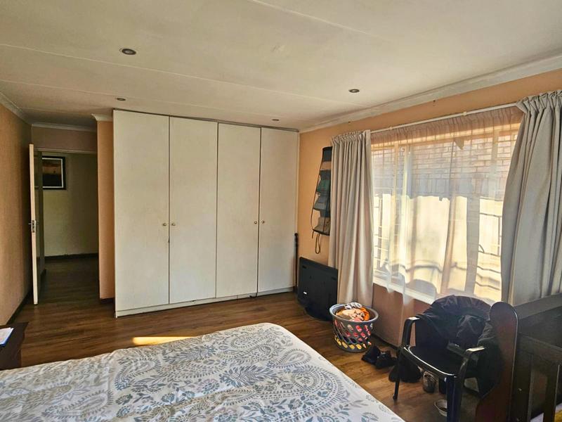 2 Bedroom Property for Sale in Terenure Gauteng