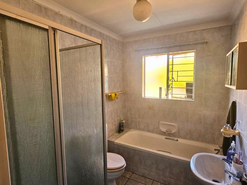 2 Bedroom Property for Sale in Terenure Gauteng